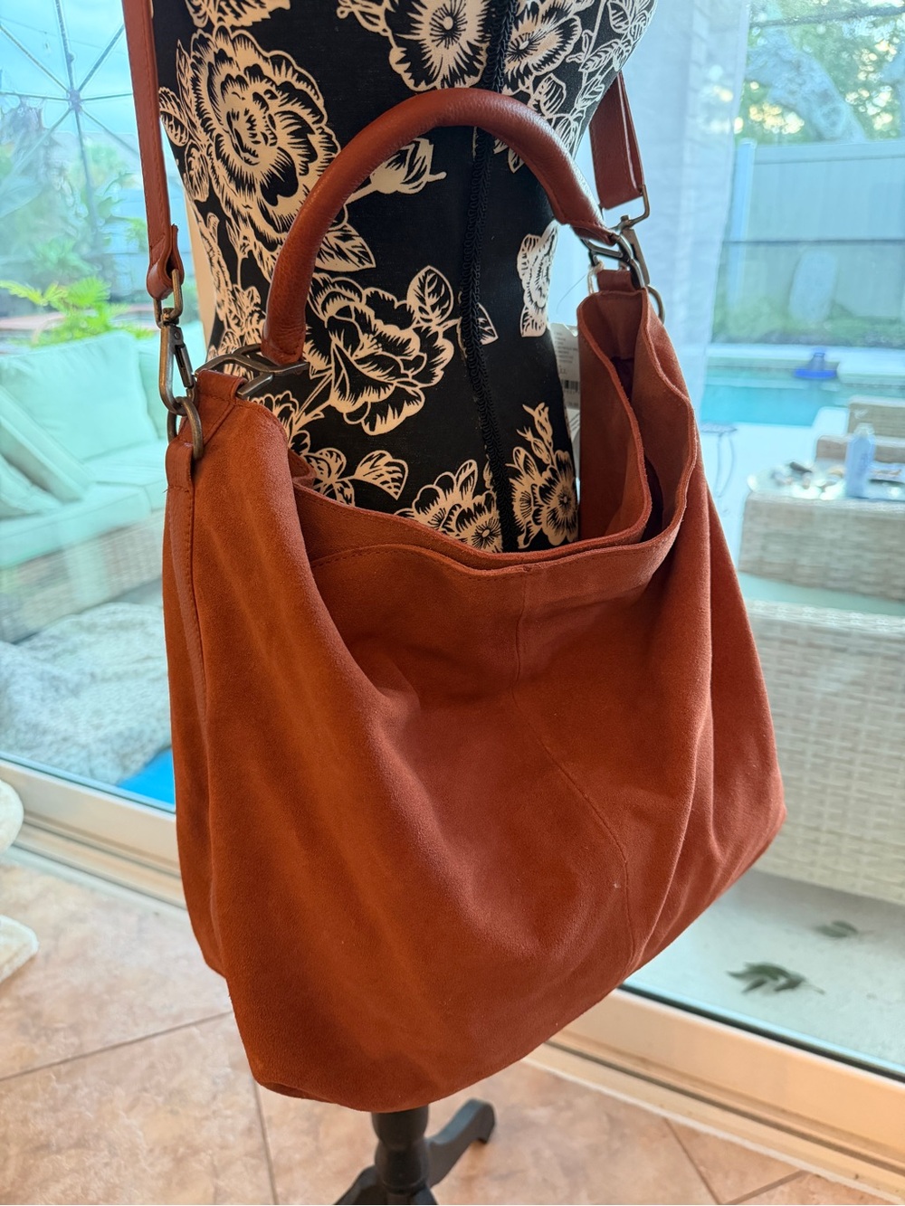 Free People Suzie Suede Slouchy Tote Bag Brown Leather NWT - Picture 10 of 13